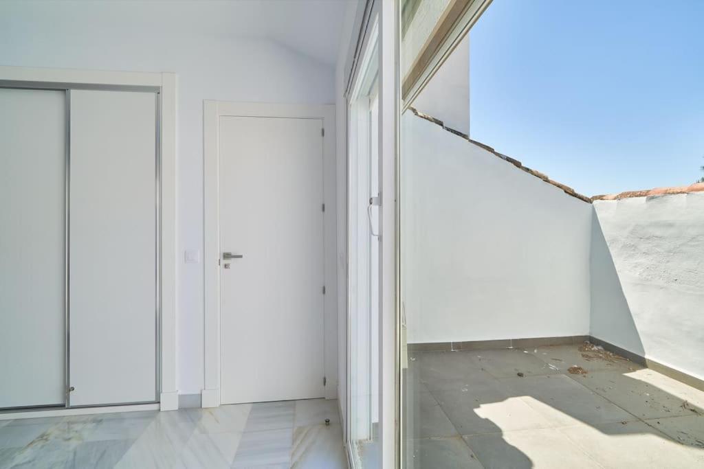 Superbe Appartement Avec Jaccuzi Marbella Bagian luar foto